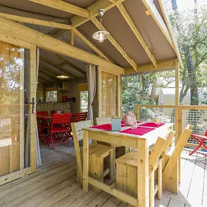  Lodge Les Restanques